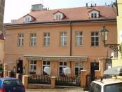 Инвестиции в Чехии:ПРАГА 1. Дом с рестораном и квартирами в туристическом центре города - Мала Страна
